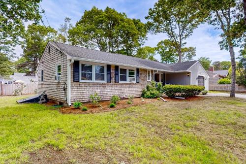 Great Pond Escape in Falmouth, United States