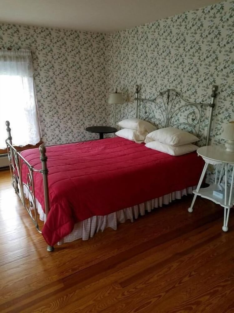 The Wayside Inn - photo 40