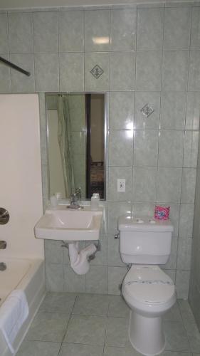Eagle Rock Motel - photo 25