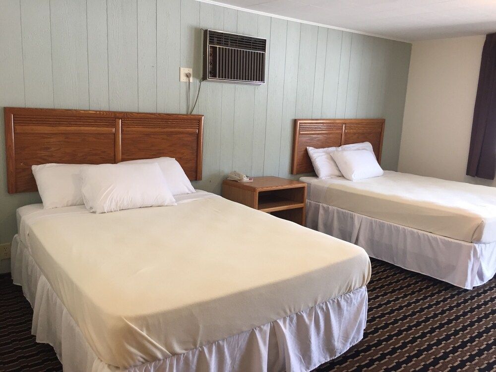 Americas Best Value Dakota Cowboy Inn - photo 25
