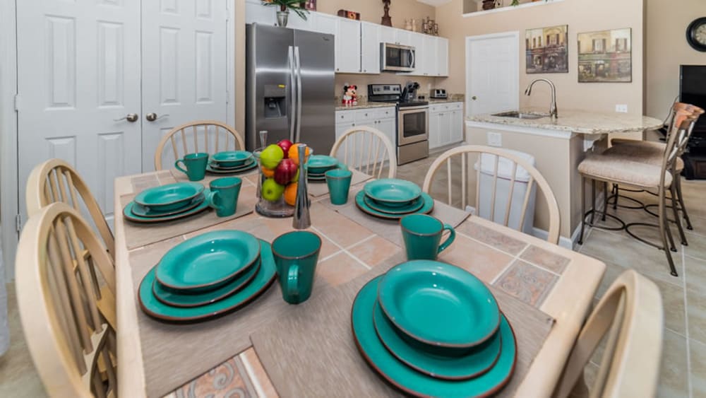 4 Bed in Windsor Palms Resort Steps to Disney - photo 5