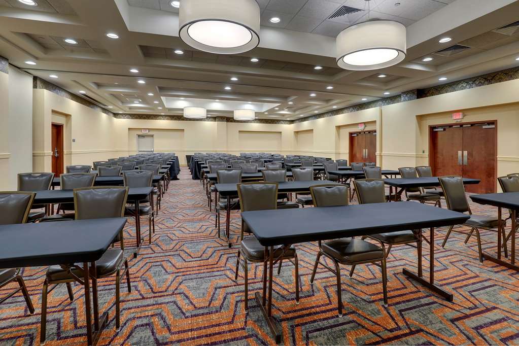 Drury Inn & Suites Charlotte Northlake - photo 53