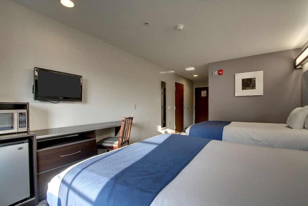 Microtel Inn & Suites Tuscaloosa Near University - photo 6