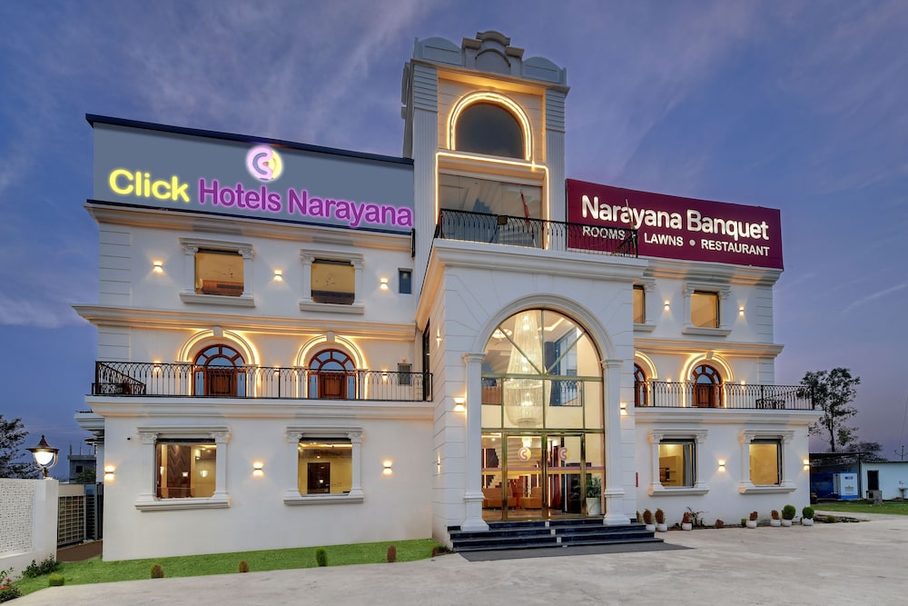 Click Hotel Narayana in Fyzabad, India