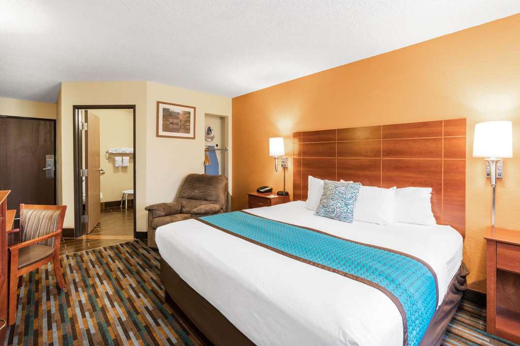 Days Inn by Wyndham Tucumcari - photo 5