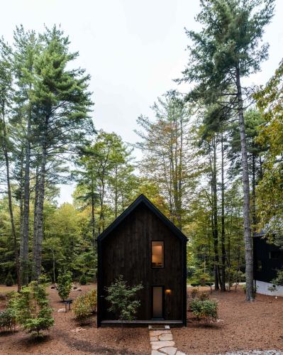 Modern cabin #2 Close to town — 4-Star Luxury Hotel in Highlands, United States
