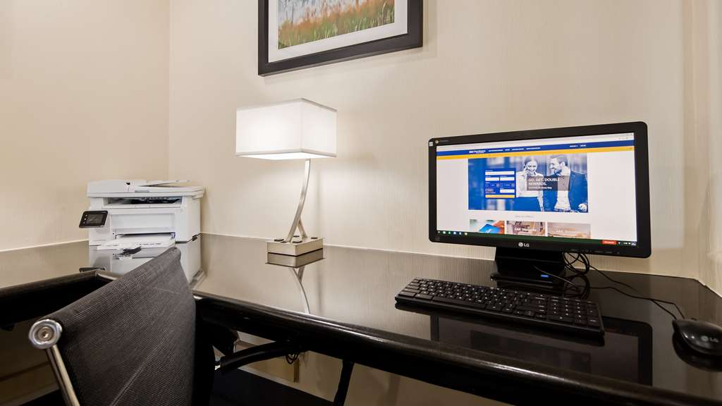 Best Western Plus Tulsa Inn & Suites - photo 14