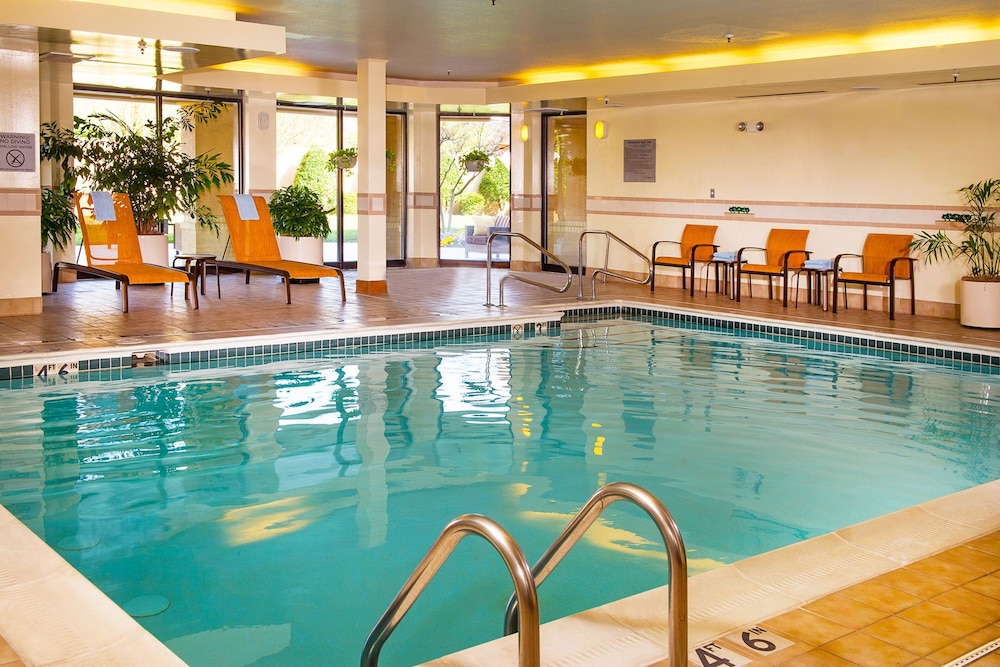 Courtyard by Marriott Richmond Northwest - photo 11