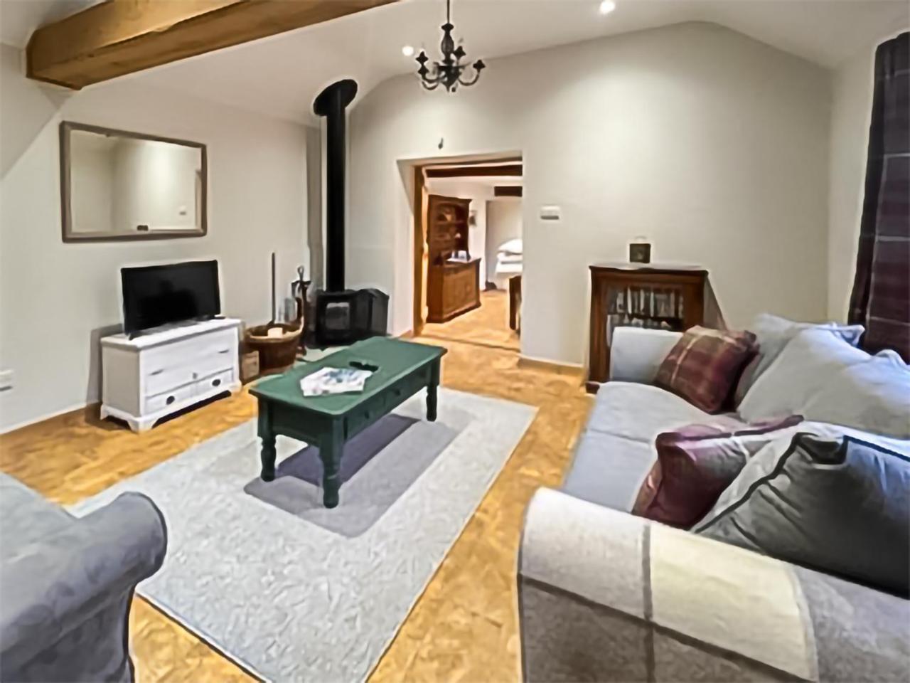 Byre Cottage — 4-Star Luxury Hotel in Billingshurst, United Kingdom