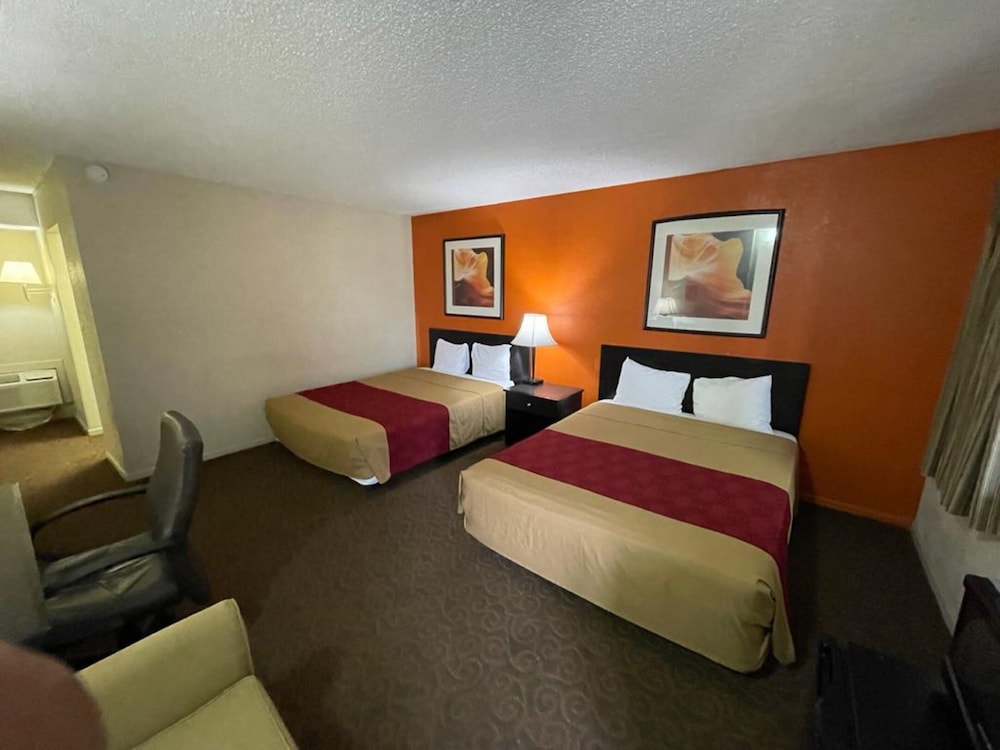 Knights Inn By Capital O Emporia I 35 - photo 40