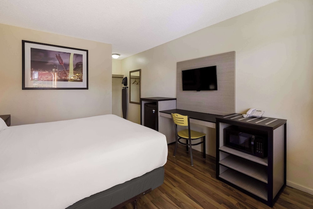 Rodeway Inn Livermore - photo 19