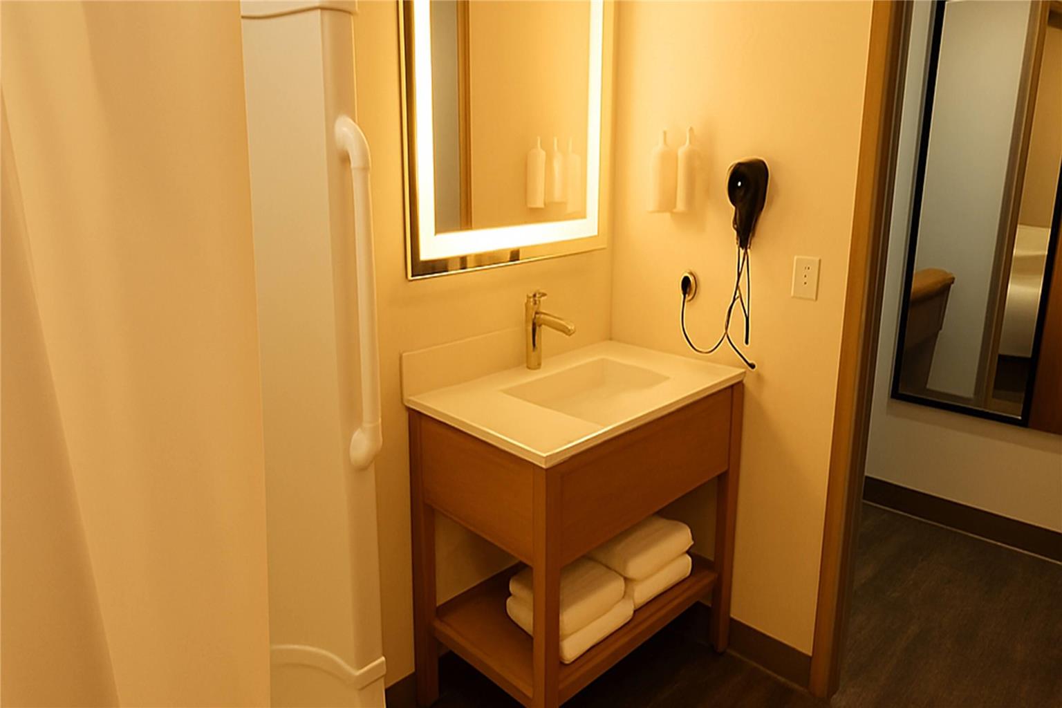 Days Inn by Wyndham Rock Springs I 80 Green River - photo 18