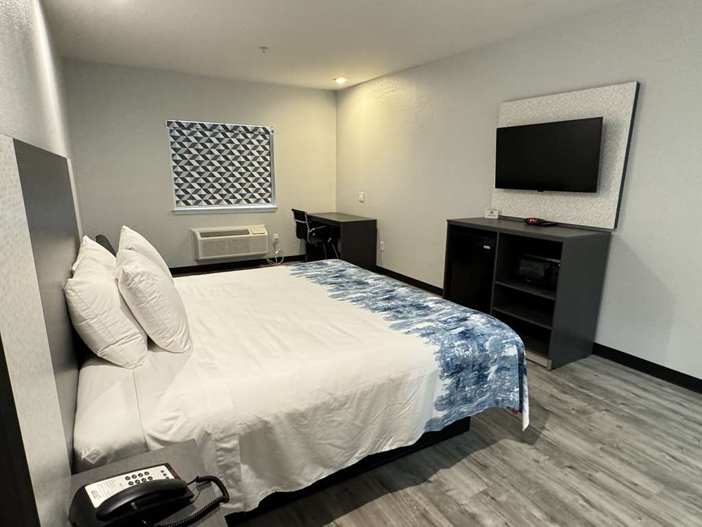 Americas Best Value Inn & Suites Haltom City Ft. Worth - photo 16