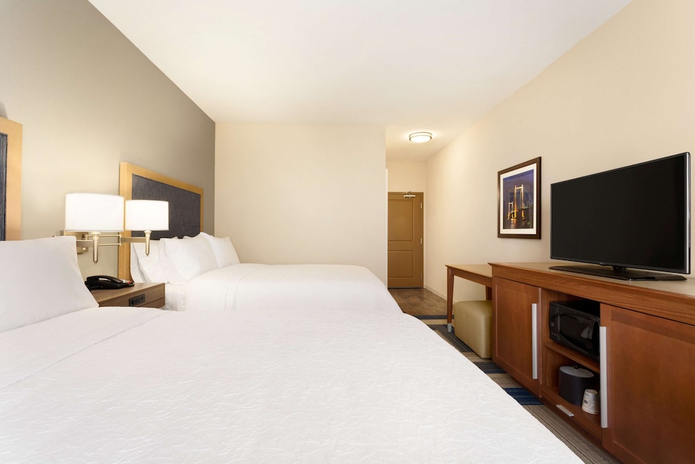 Hampton Inn Kennewick at Southridge - photo 5