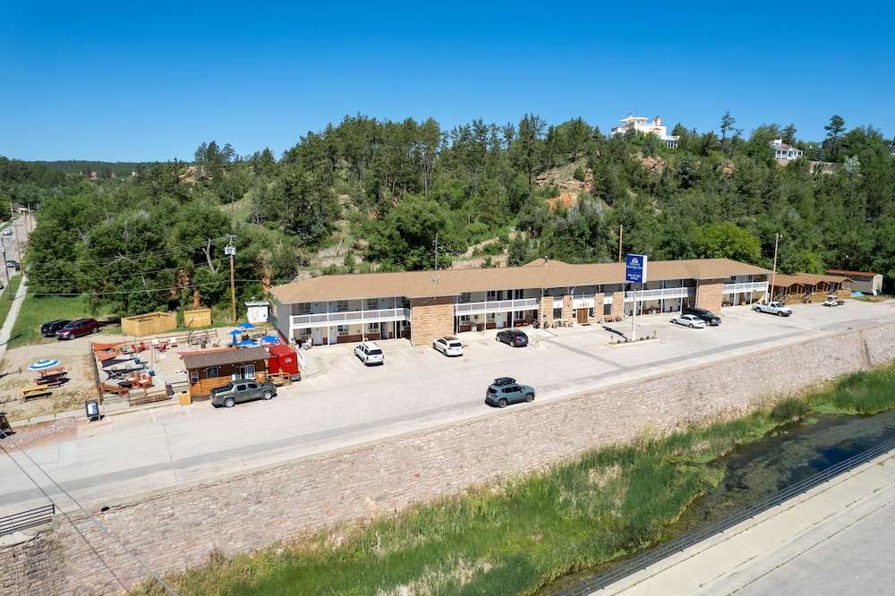 Americas Best Value Inn By The River Hot Springs in Hot Springs, United States