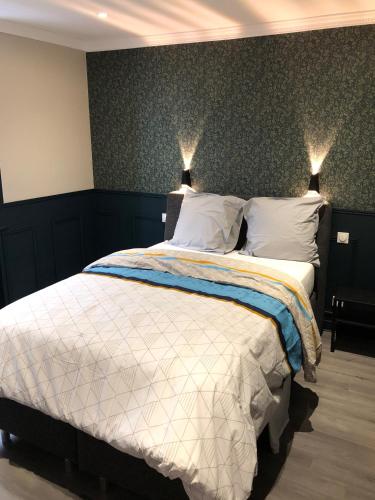 Chez Joseph Appartements Renoves Et Au Calme a Saint Michel in Saint-Brieuc, France