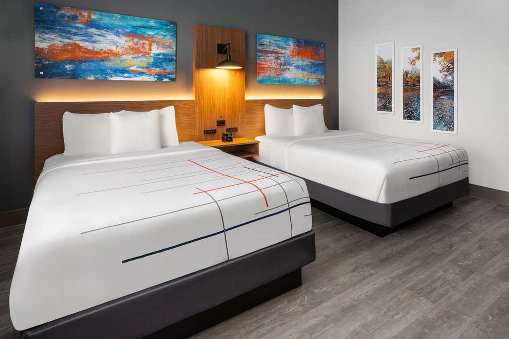La Quinta Inn & Suites By Wyndham Williston Burlington - photo 12