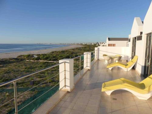 Beach Front Beauty 50 Meters From Beach Sand in Unknown City, South Africa