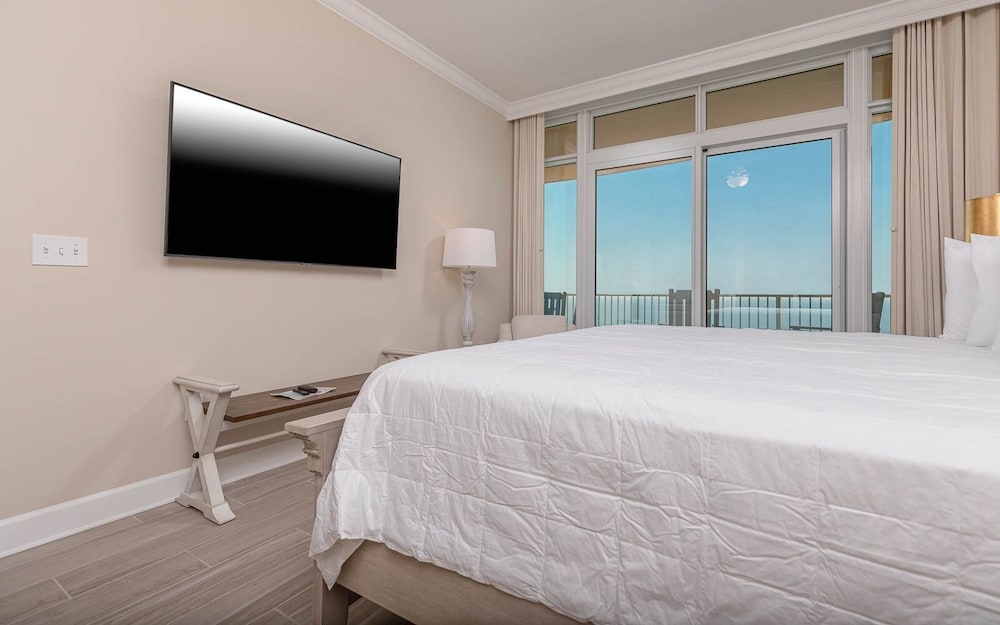 Phoenix Gulf Towers 2604 4 Bedroom Condo - photo 6