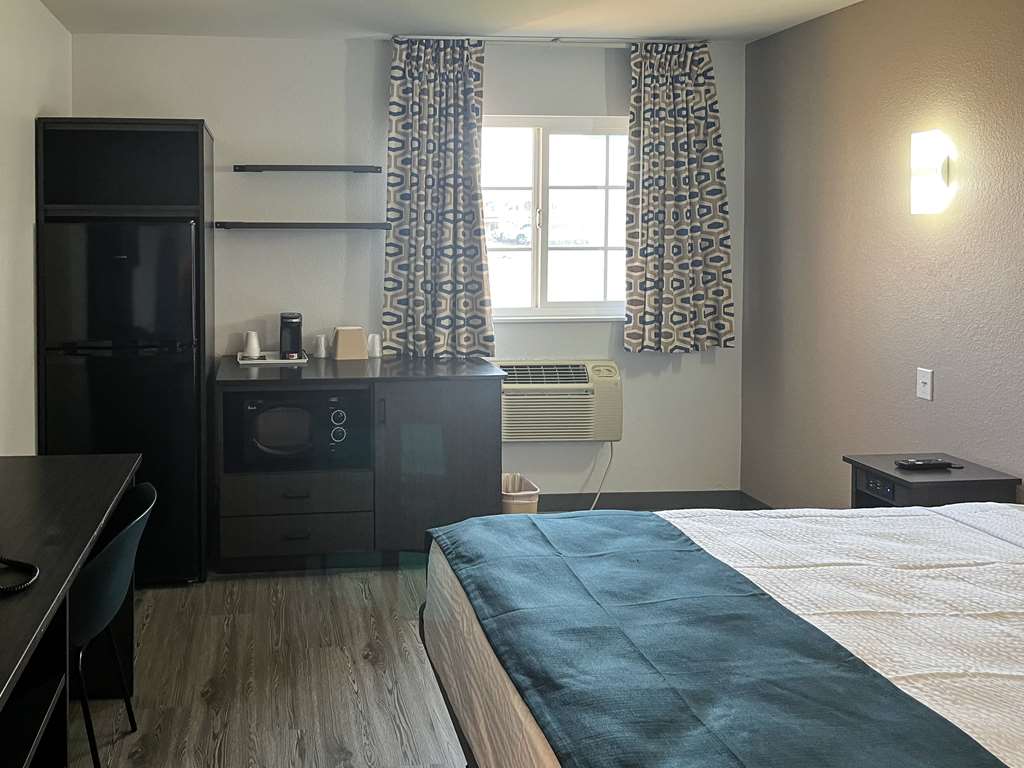 Studio 6 Suites Delano CA - photo 11
