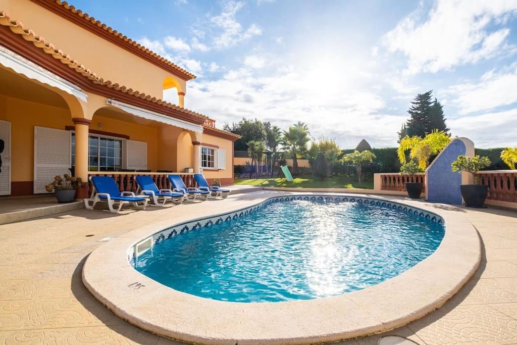Villa Glória — 4-Star Luxury Hotel in Carvoeiro, Portugal