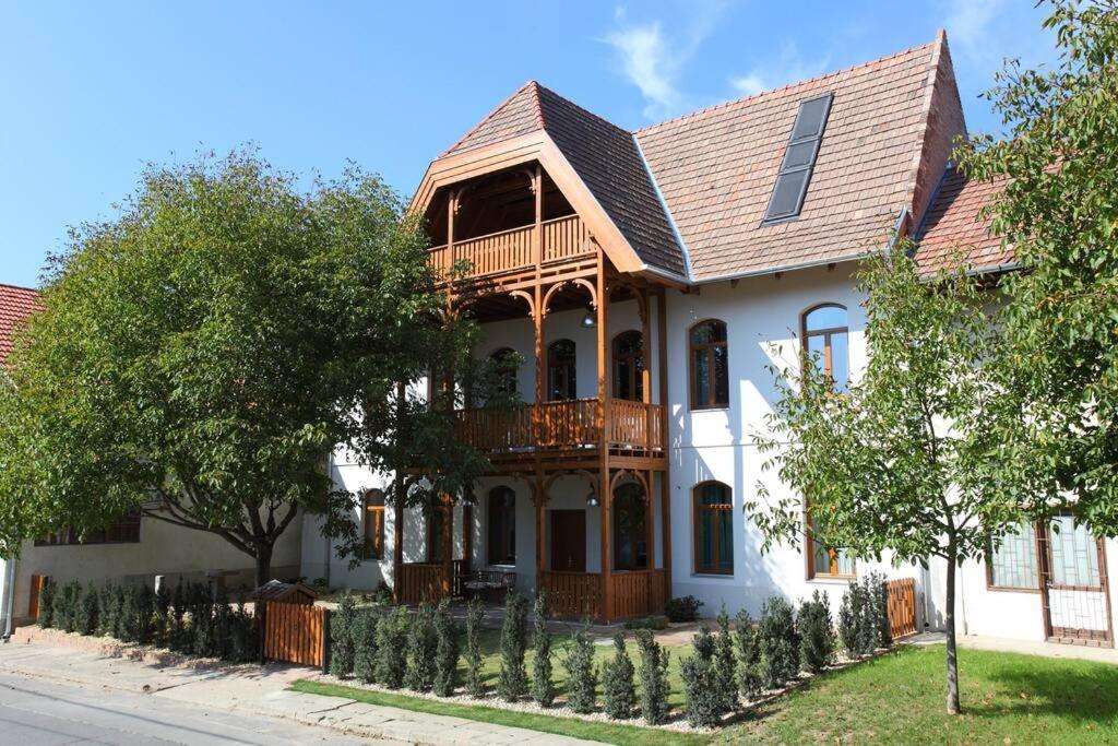 Swiss villa in the Danube Bend — 4-Star Luxury Hotel in Nagymaros, Hungary