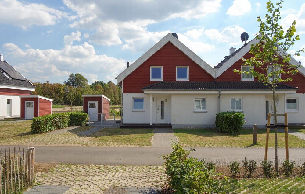 Beautiful Home In Nordhorn With Kitchen — 4-Star Luxury Hotel in Nordhorn, Germany