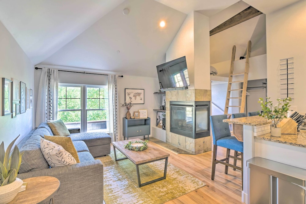 5 Mi to Ski Resort: Breck Penthouse Studio - photo 9