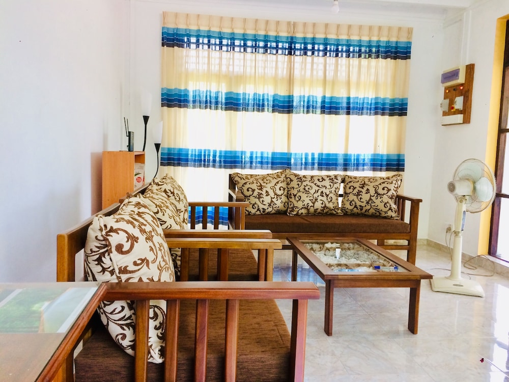 Ceylon Saradiel — hotel in Kurunegala