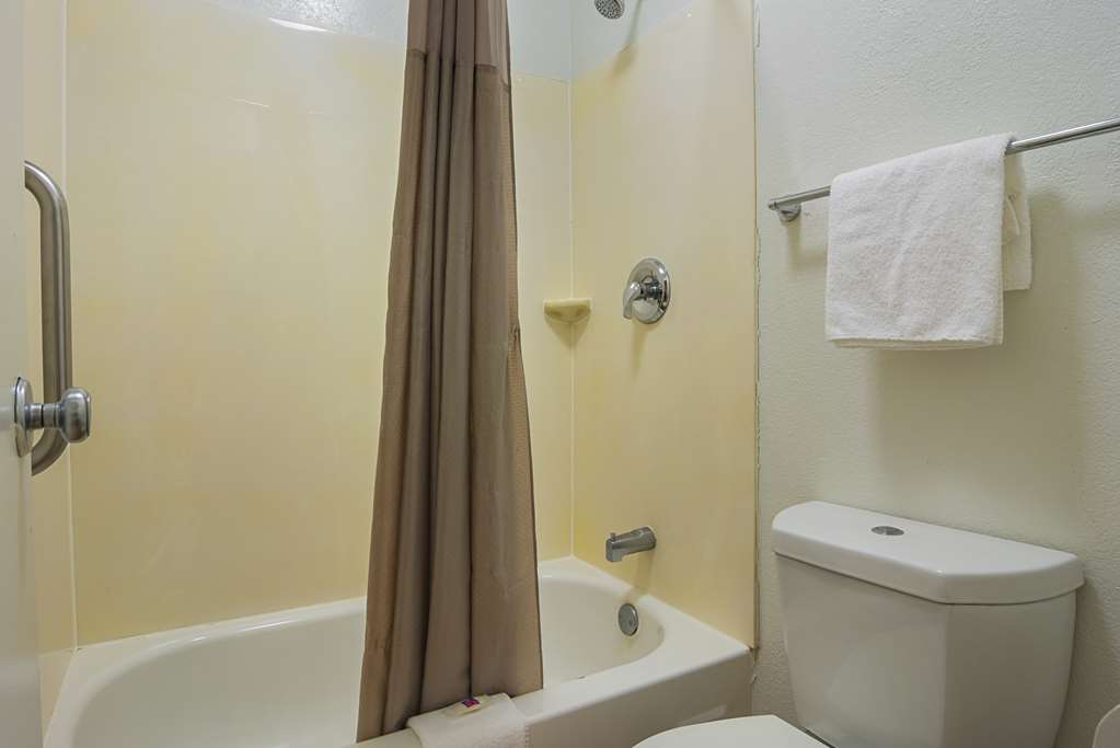 Motel 6 Tucker GA Atlanta Northeast - photo 19