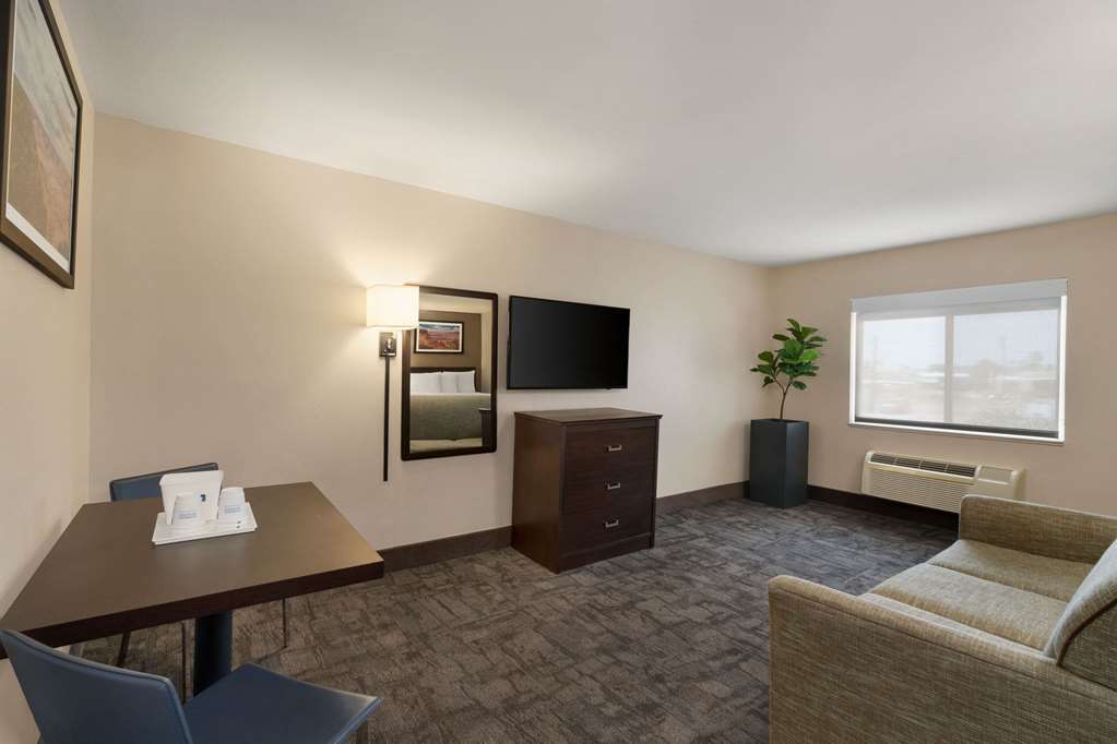 Travelodge by Wyndham Lake Havasu - photo 18