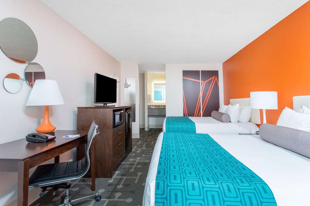 Howard Johnson by Wyndham Ocala FL I 75 - photo 7