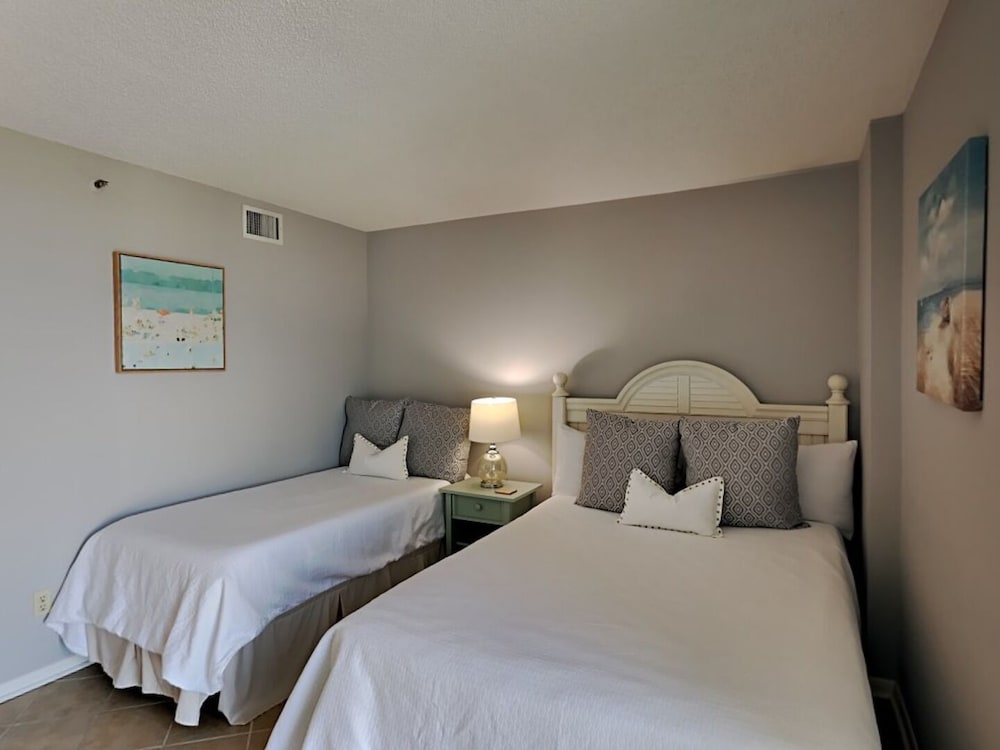 Tristan Towers by Southern Vacation Rentals - photo 11