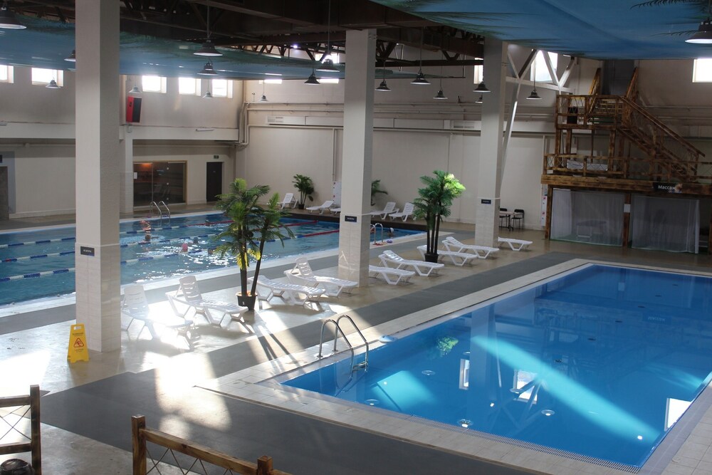 Ural Hostel — 4-Star Luxury Hotel in Neftekamsk, Russia