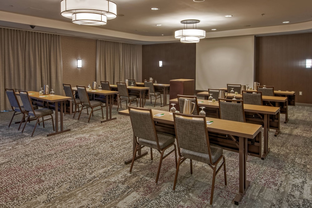 Courtyard by Marriott Newport News Airport - photo 34