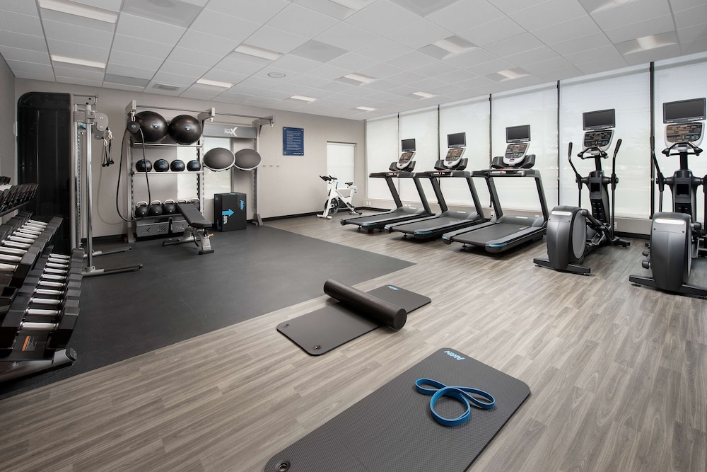 Hampton Inn Boston Logan Airport Chelsea - photo 19