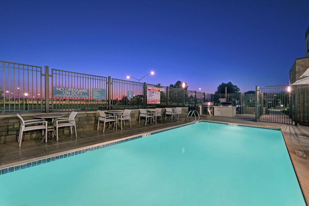 TownePlace Suites by Marriott Sacramento Airport Natomas - photo 32