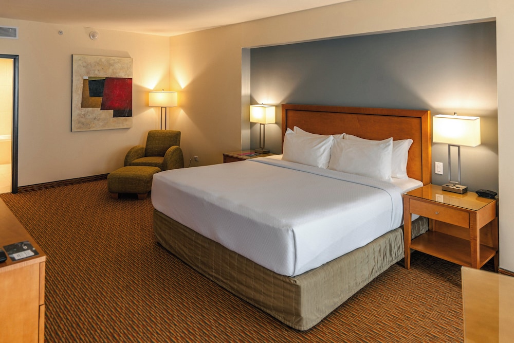 Crowne Plaza Monterrey Aeropuerto by IHG