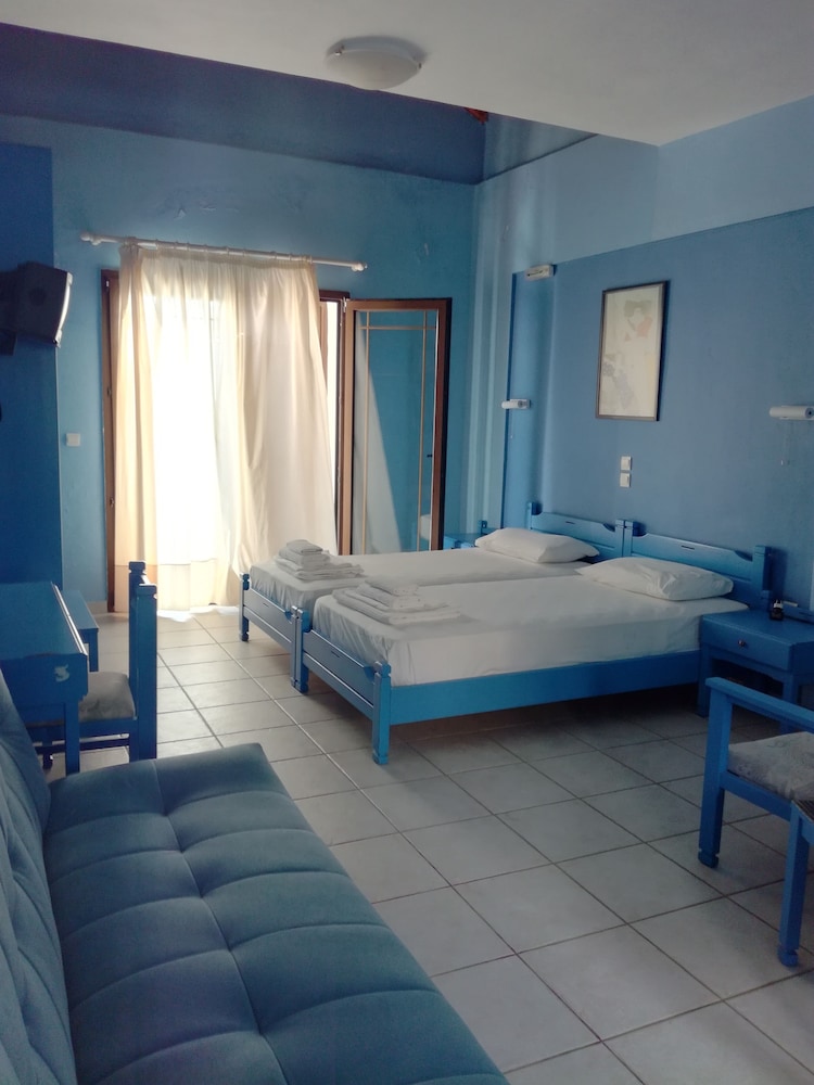 Avra Studios - carbon neutral hotel in Monastiraki