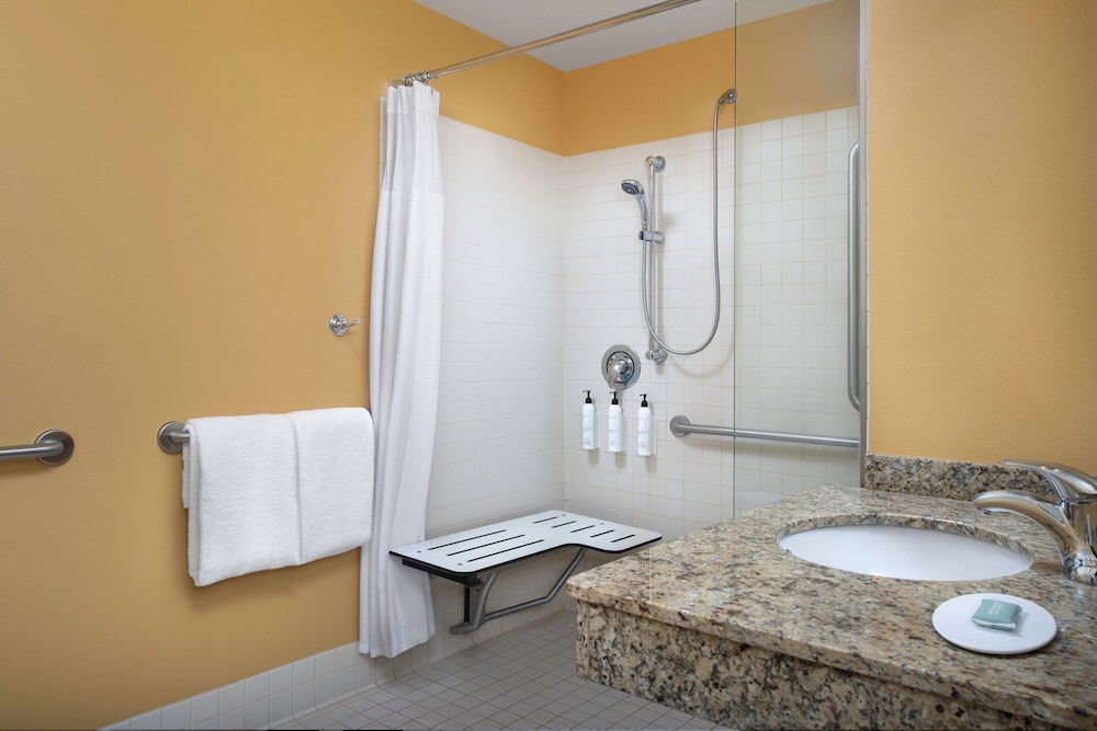TownePlace Suites by Marriott Portland Vancouver - photo 13