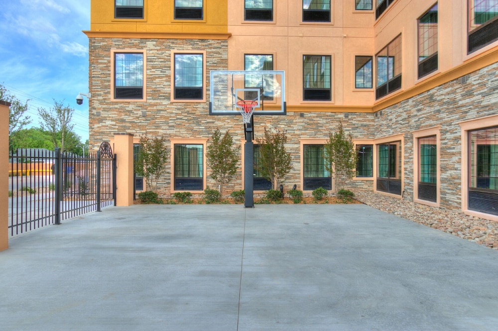 Staybridge Suites Lubbock South by IHG - photo 45