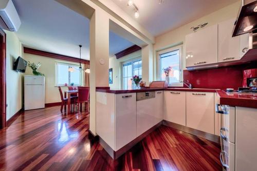 Seafront Apartment Duo — Vis — photo 4