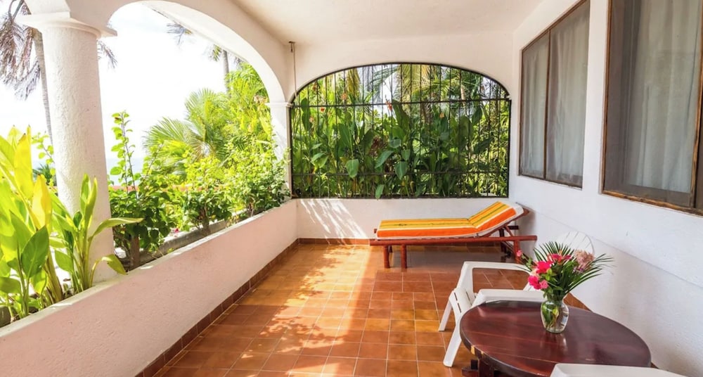 Catalina Beach Resort