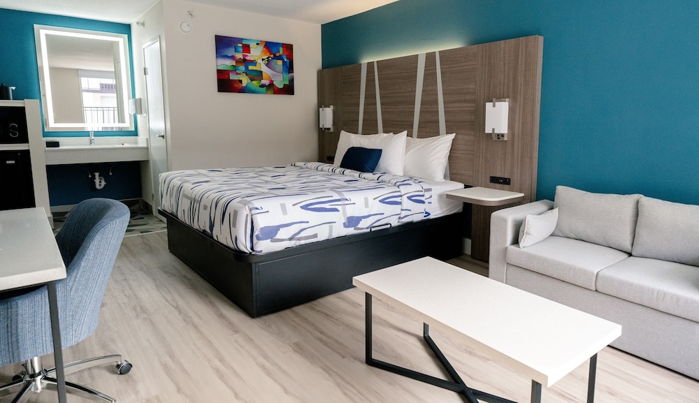 Baymont Inn & Suites by Wyndham Chattanooga - photo 4
