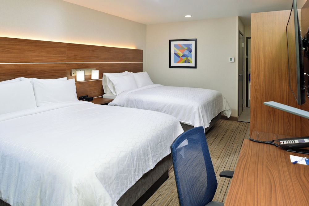 Holiday Inn Express Santa Rosa North by IHG - photo 8