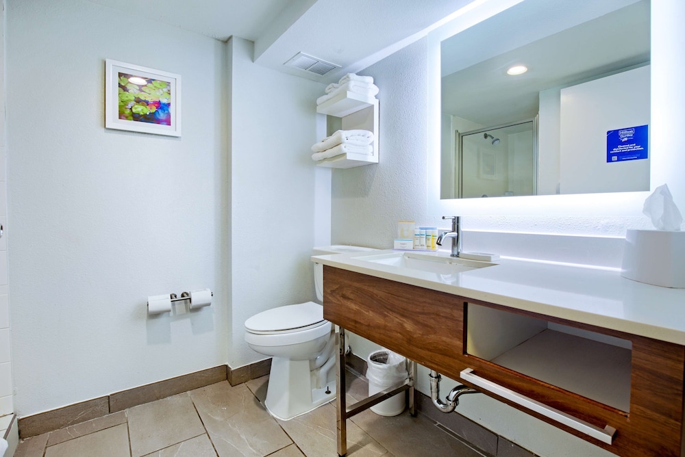 Hampton Inn Slidell - photo 17