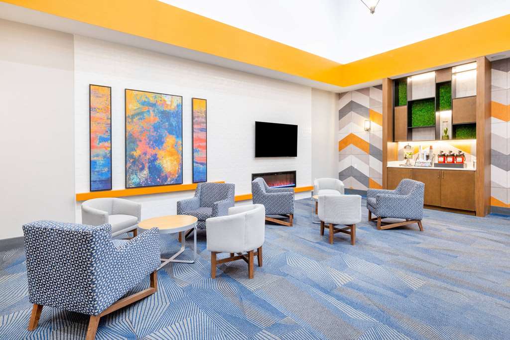 La Quinta Inn & Suites by Wyndham St. George - photo 40