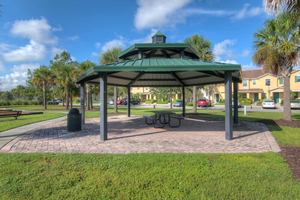 4 Mi to Disney: Compass Bay Resort Gem w Views - photo 28