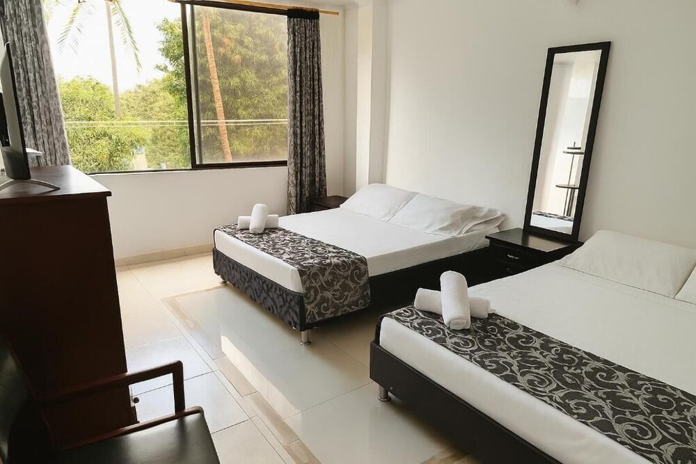 Hotel Avenida 15 — Melgar