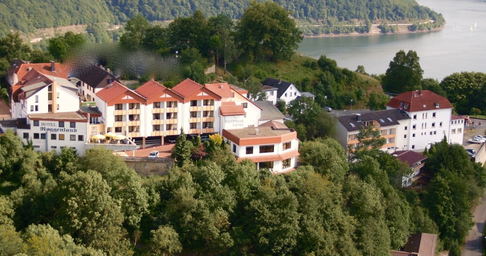 Ringhotel Roggenland - carbon neutral hotel in Waldeck